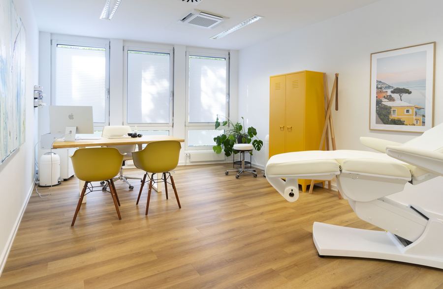 Second consultation room with treatment couch